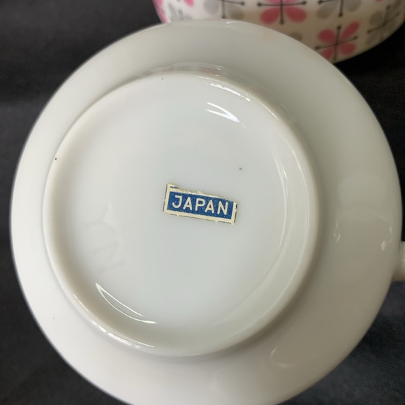 Set of 4 Rossini Ceramic gray, pink, black and white Tea cups - Picture 5 of 12